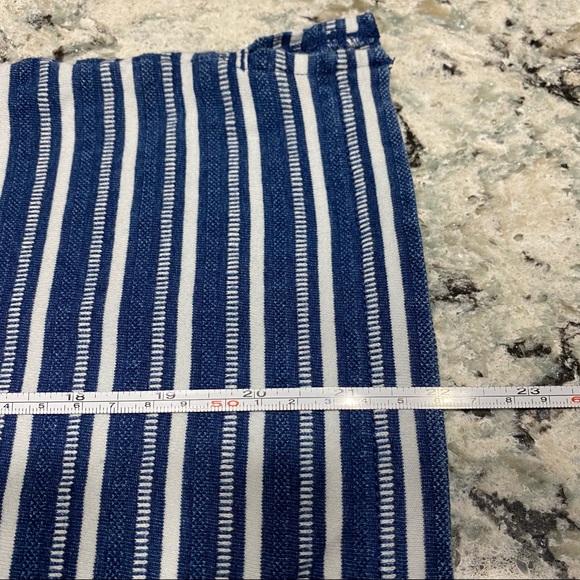 Madewell Ladies Size Large Blue and White Striped Top - Picture 7 of 7